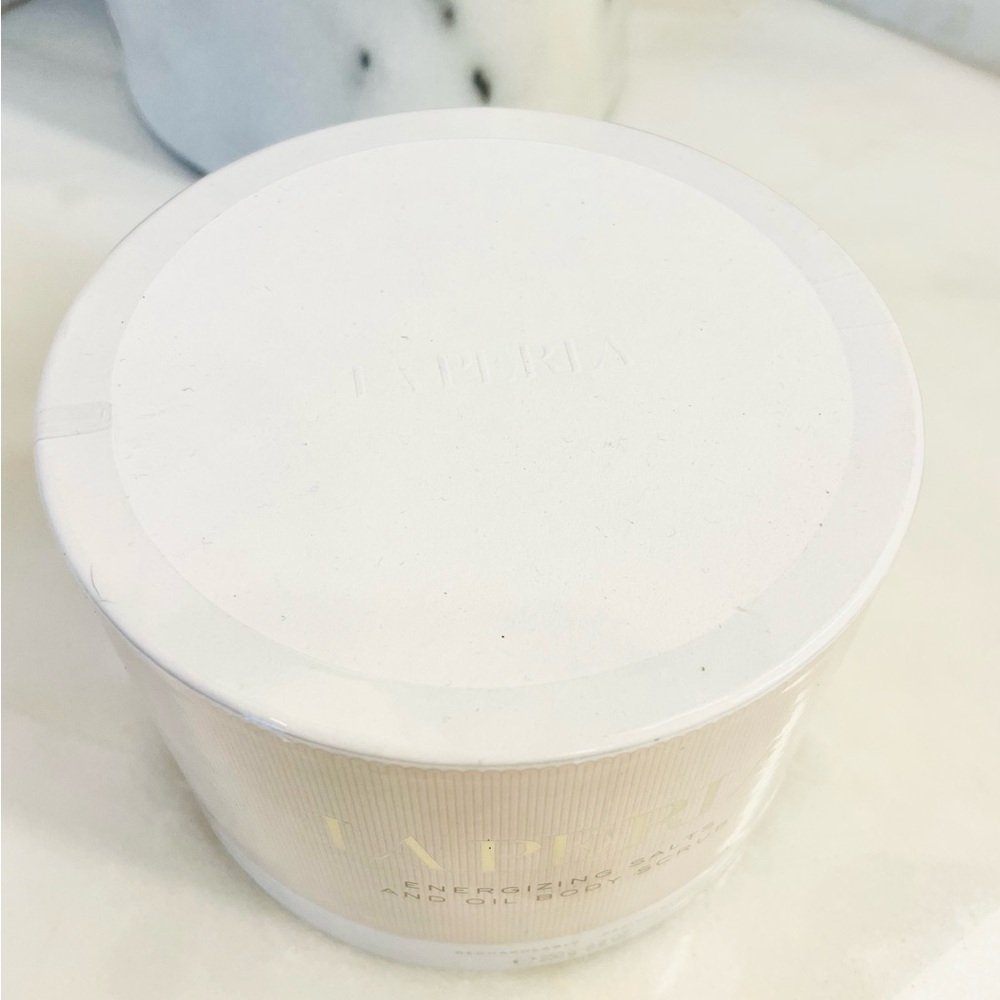 La Perla Energizing Body Scrub - Sealed - Picture 4 of 5